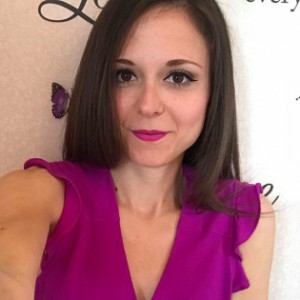  Ilaria S. è Baby sitter Napoli (NA),   Tutor di gruppo Napoli (NA), Aiuto compiti Napoli (NA)