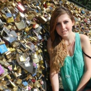 Foto di Xhesika, Tutor/Aiuto Compiti di Gruppo a Impruneta
