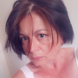 Foto di Mihaela Carmen, Tutor privato/Aiuto compiti a Carrara