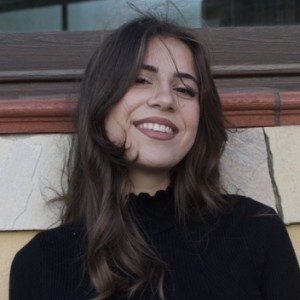 Foto di Isabel, Dog Walker a Messina