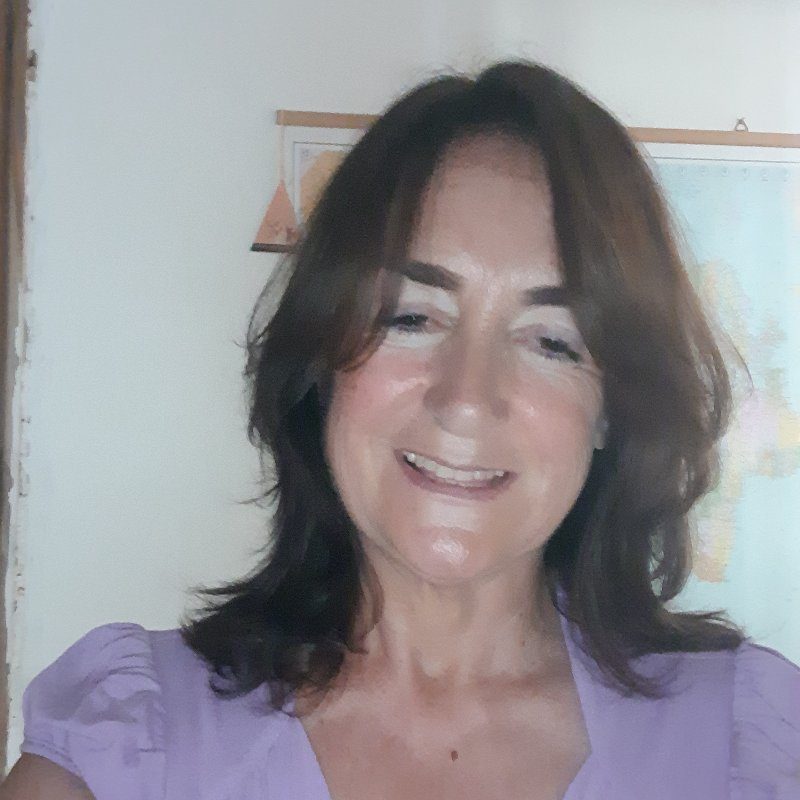 Foto di Alessandra, Aiuto Mamma a Montano lucino